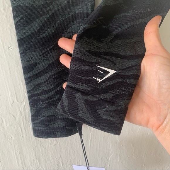 Gymshark Adapt Animal Seamless Leggings - Picture 9 of 11